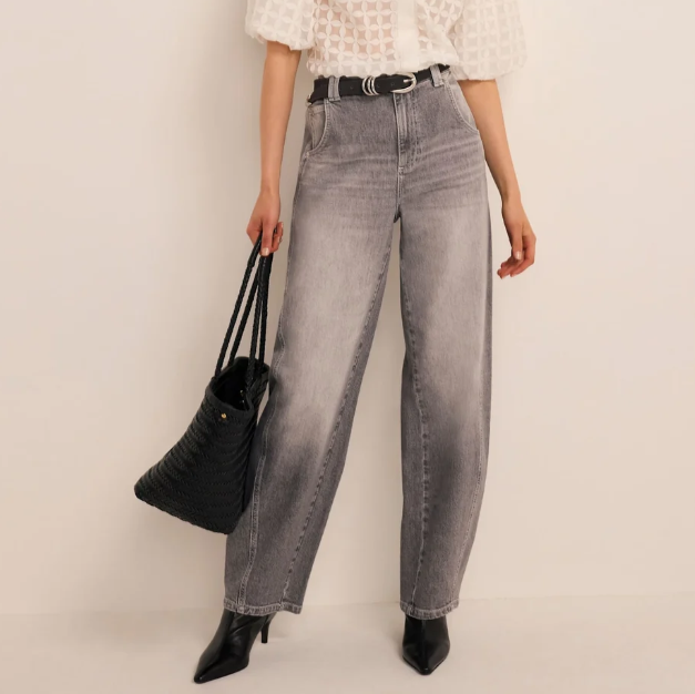 Damen-Jeans mit weitem Bein in Rauchgrau und Vintage-Waschung